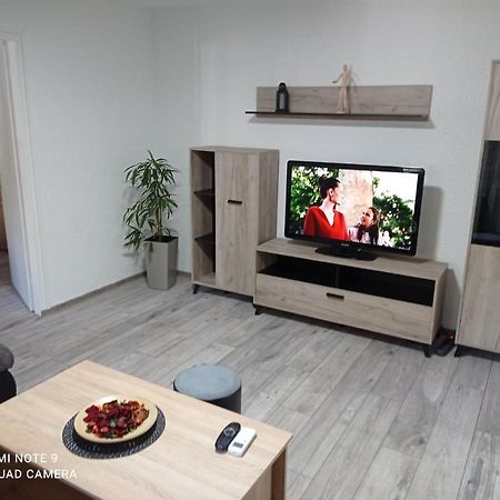 7 Days Premium Apartment 2 Subotica Exterior foto